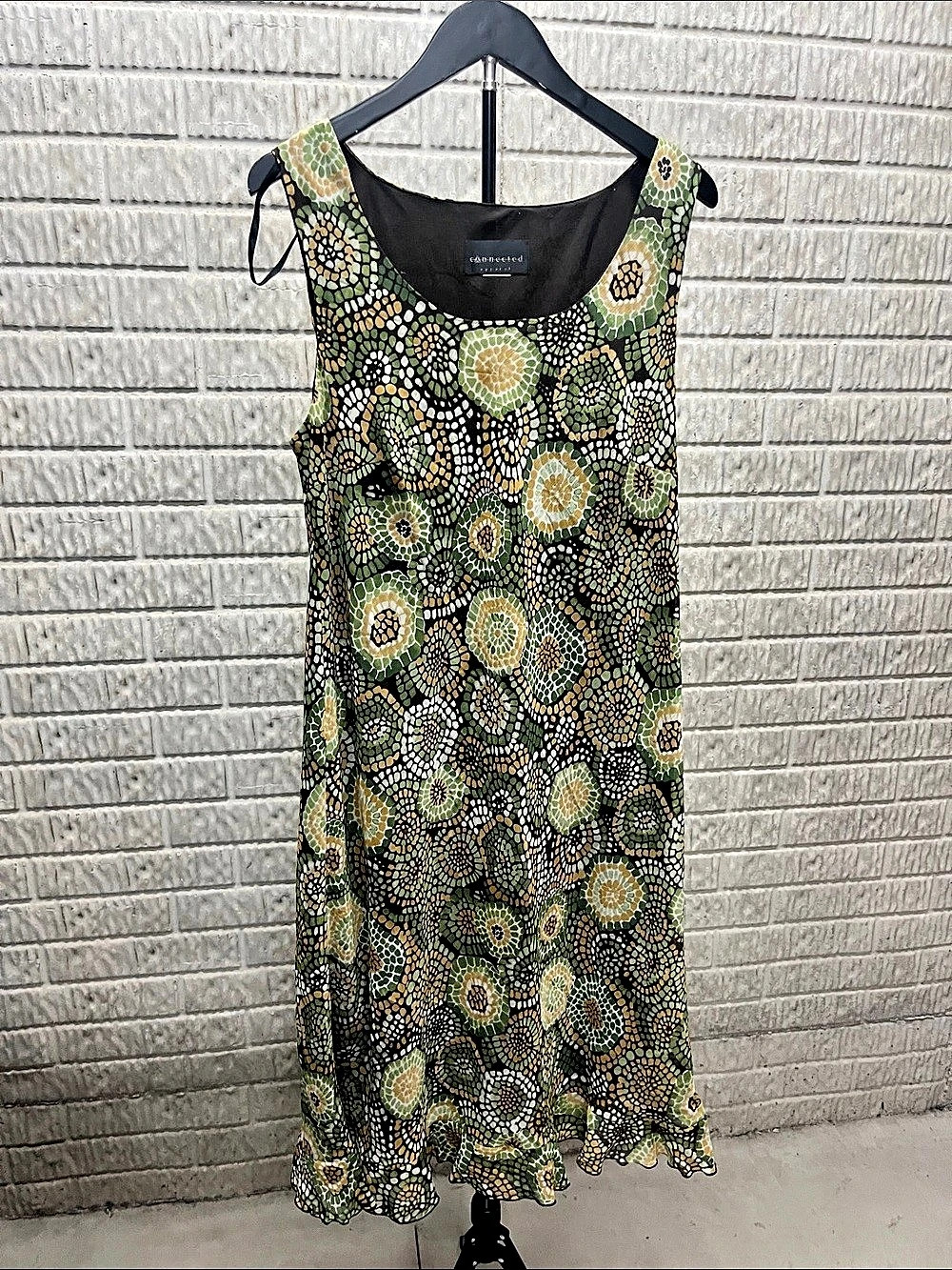 Connected Apparel Geometric Maxi Dress in Green & Black Like New